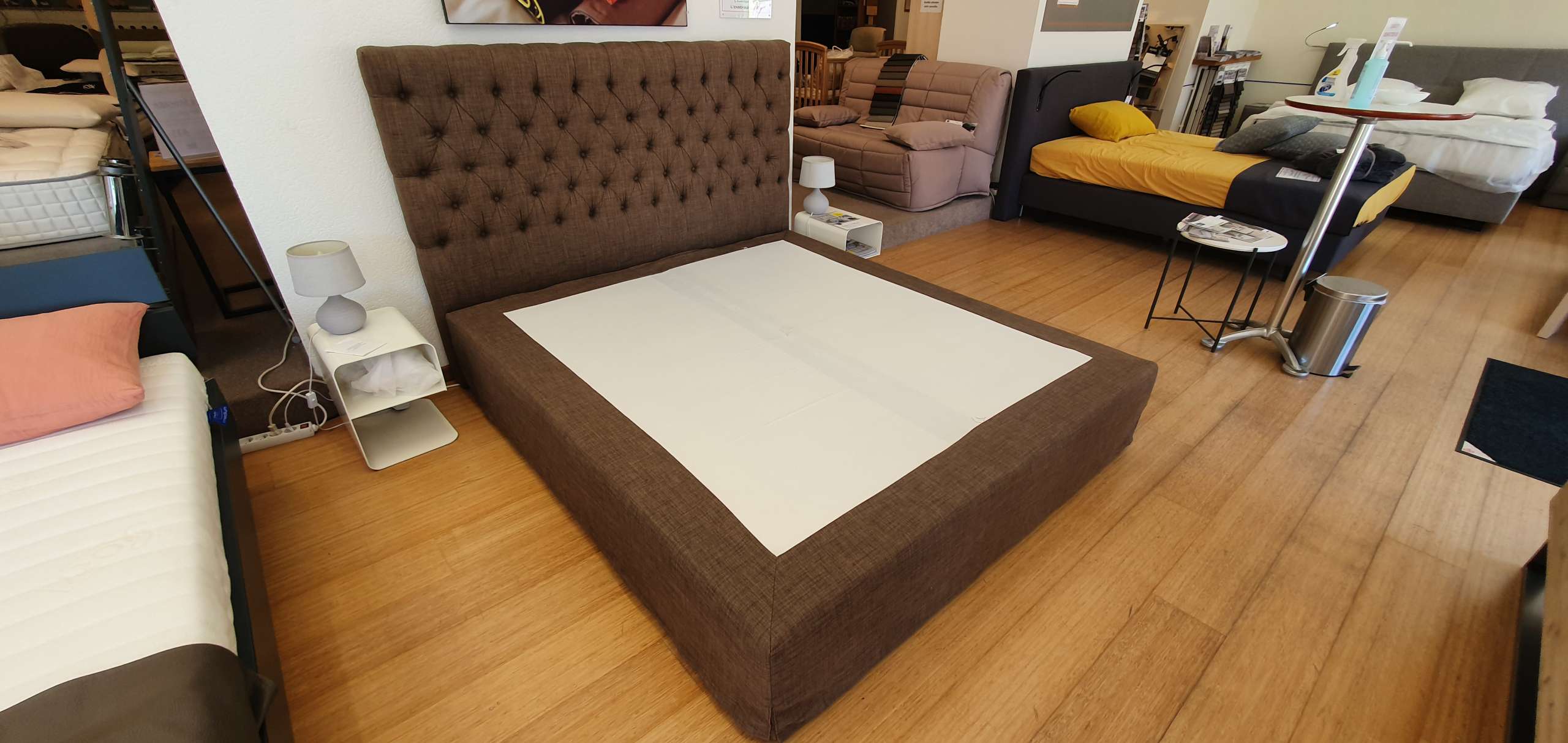 Boxspring Chesterfield – Image 2