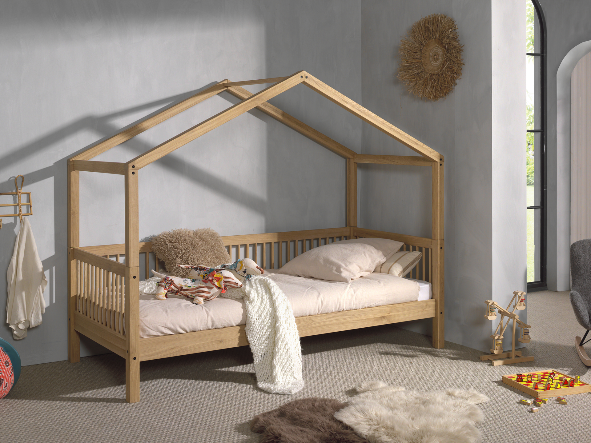 Lit cabane enfant Forrest en chêne massif – 90 × 200 cm – Image 2